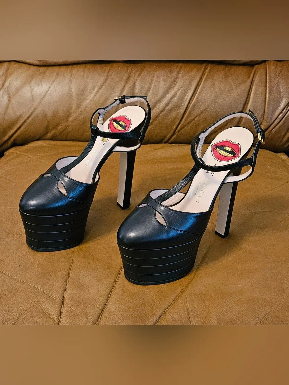 Gucci Black Leather Angel Platform T-Strap Heels Size 4 US (EXCELLENT CONDITION)